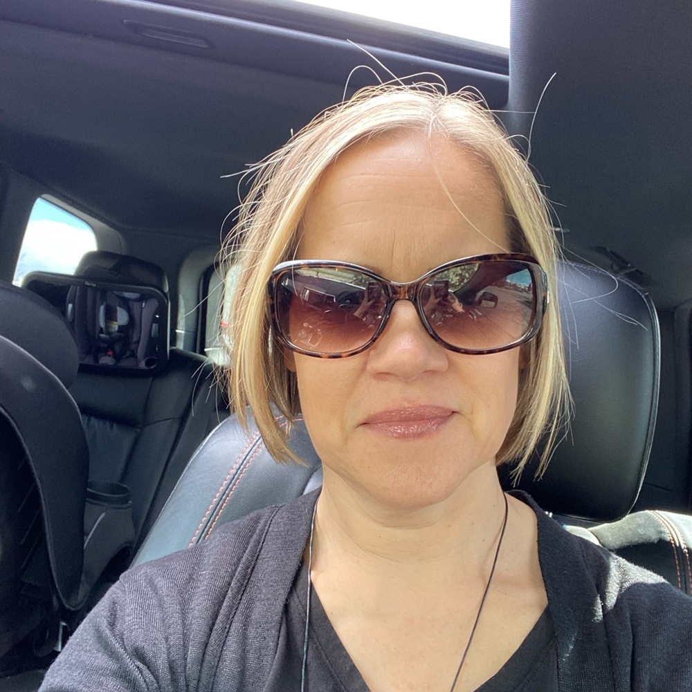 Meet your Posher, Dawn
